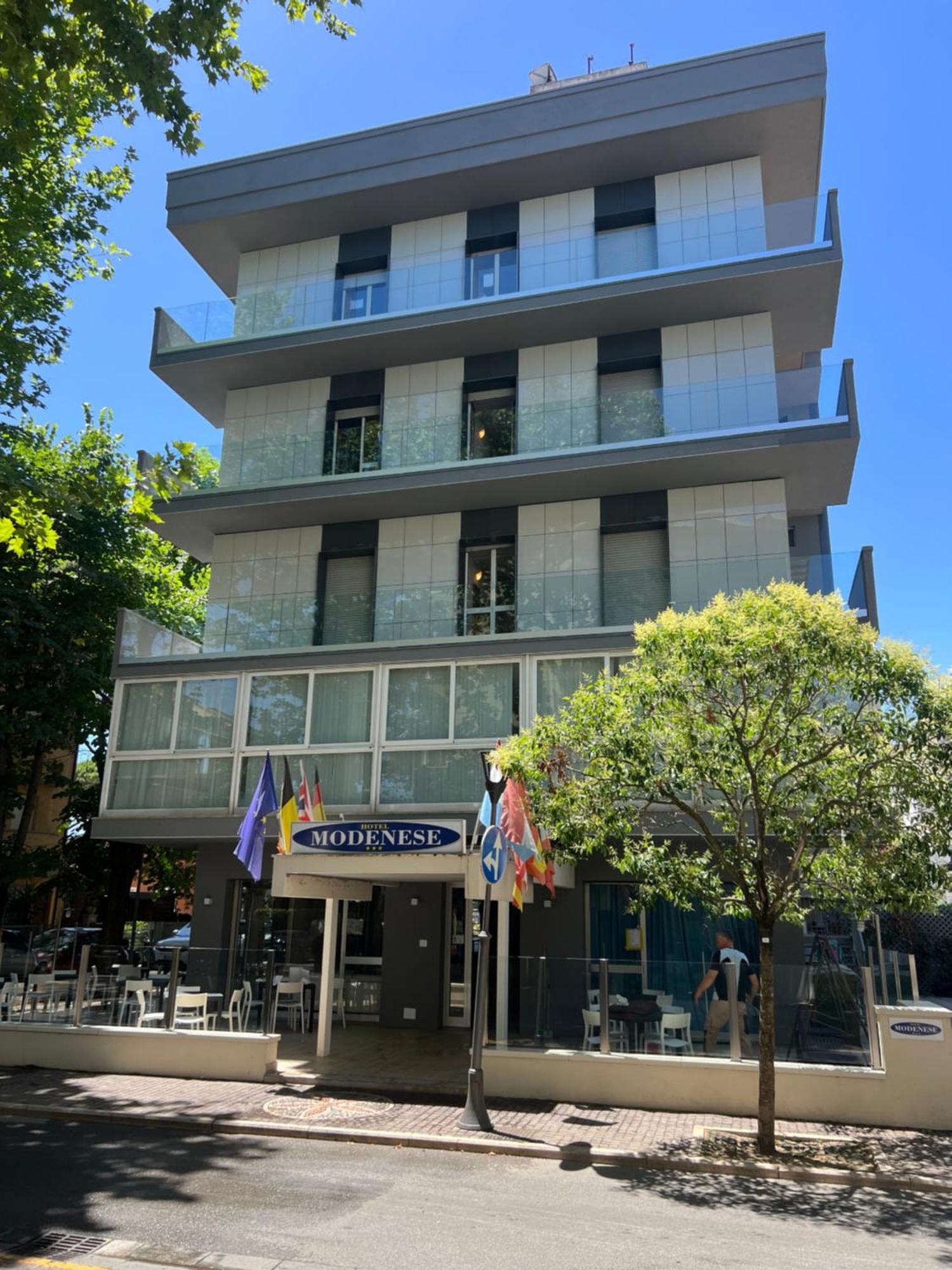 Hotel Modenese Riccione Exteriör bild